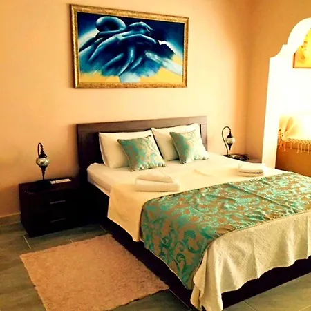 Amazing Seafront 4 Bedrooms Villa In Kalkan Centre וילה *